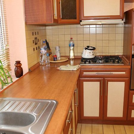 Studio apartment Tsjernihiv Buitenkant foto